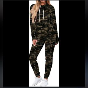 Alternative Apparel Camo Lounge Set – Lightweight French Terry Hoodie